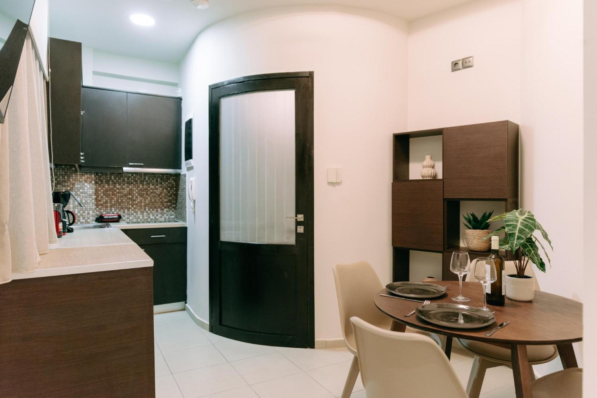 Ismini City Center Apartment Iraklion Buitenkant foto